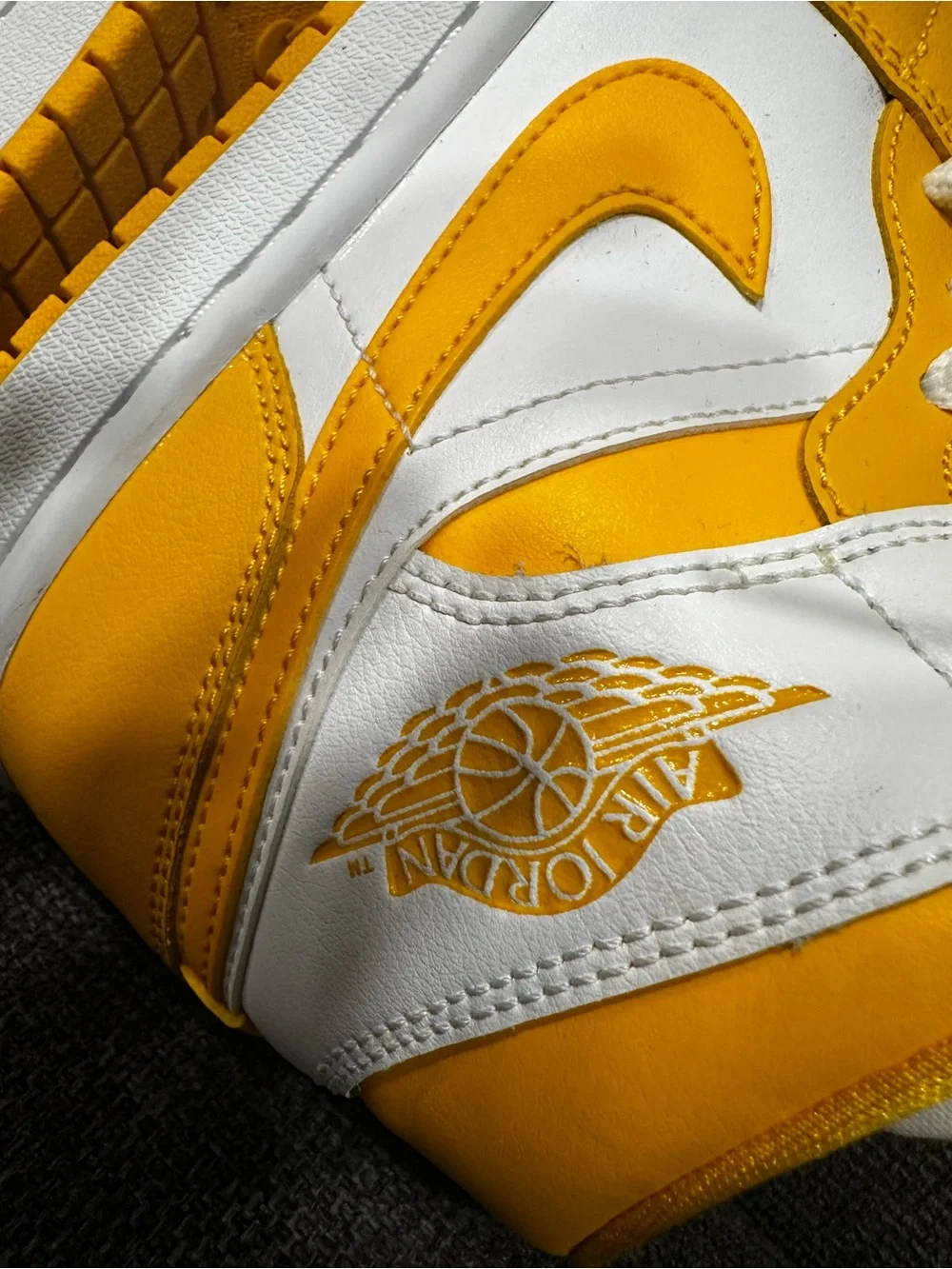 Nike Air Jordan 1 Mid White and Yellow Men’s Size 7